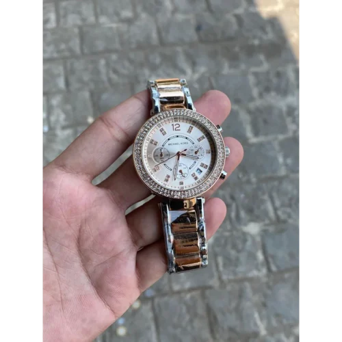 Luxurious Michael Kors Watch For Women (SG-806)