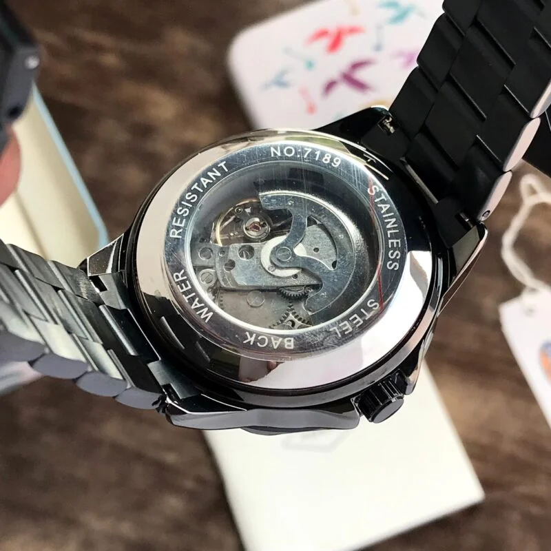 Fossil-Grant-Skeleton-Edition-3-scaled-800x800