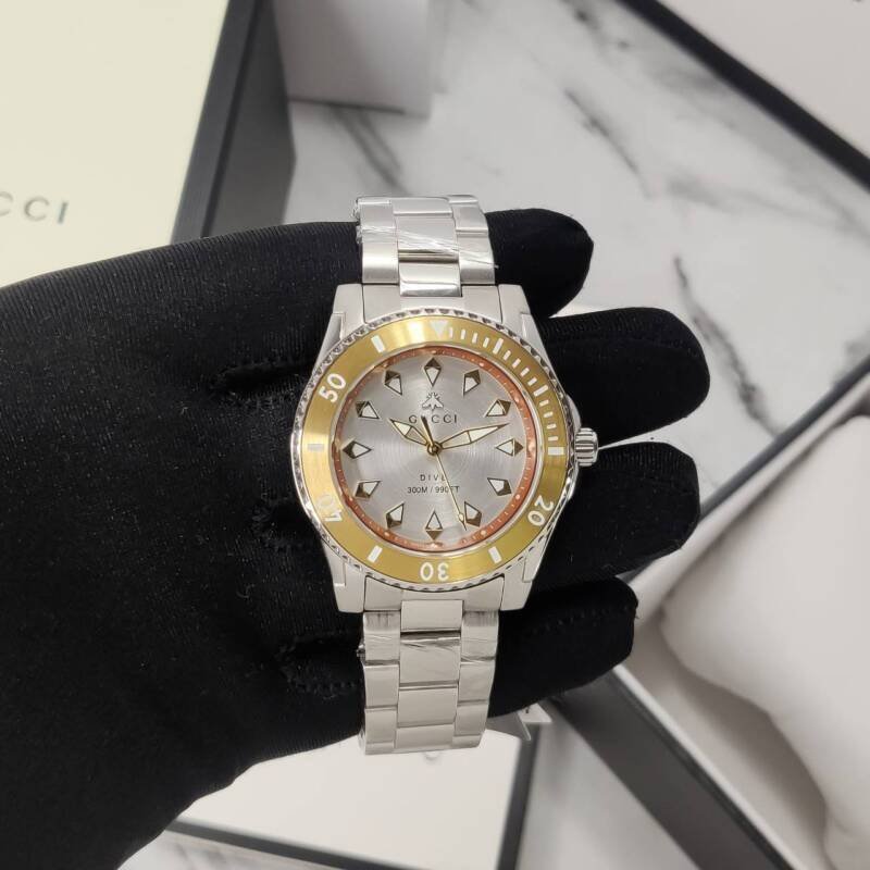 GUCCI UNISEX DIVE YA136357