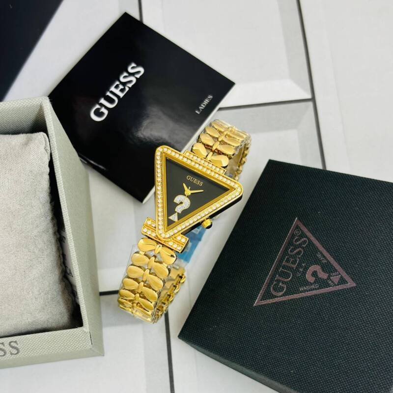 Guess Triangle Fame- 5 Colors