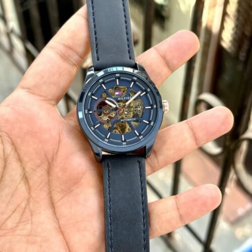 Professional Tommy Hilfiger Modern Automatic