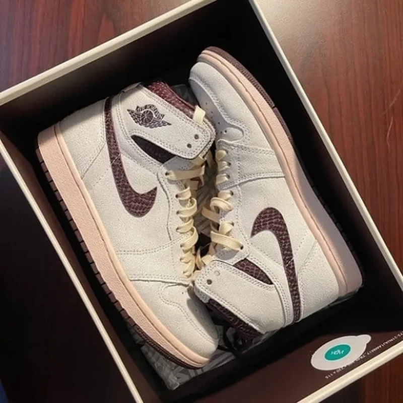 Imported Nike Air Jordan 1 Retro High Ma Maniere Shoes For Men (SW5733)