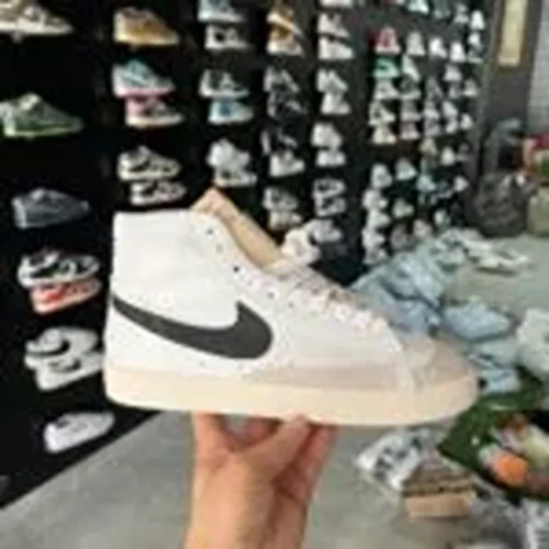 Imported Nike Blazer Mid ’77 Vintage Shoes For Men (BHC307)