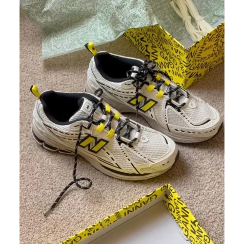 New Balance 1906R X Ganni Egret With Original Yellow Box And Butter Paper Men Shoes (FT726)