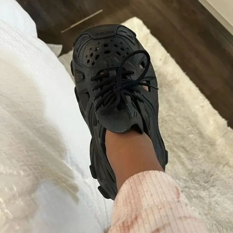 Stylish Balenciaga Black Hd Sneakers For Men (LL617)