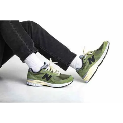 Stylish New Balance 990 V3 Jjjjound Olive Shoes For Men (BME221)