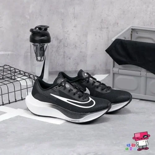 Stylish Nike Zoomx Fly 5 Black Shoes For Men (LL582)