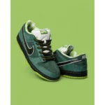 Trendy Nike SB Dunk Low Pro Green Lobster Shoes for Men (SW4775)