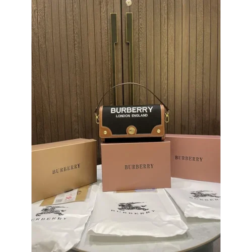 Burberry Handbag For Women (BOT1065)