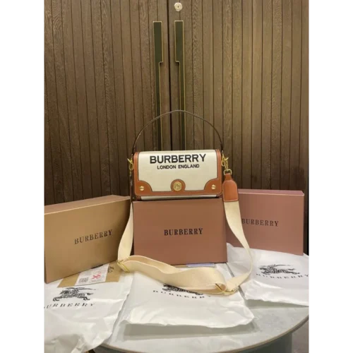 Burberry Handbag For Women (BOT1067)