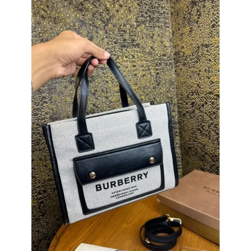 Burberry Handbag For Women (BOT2279)
